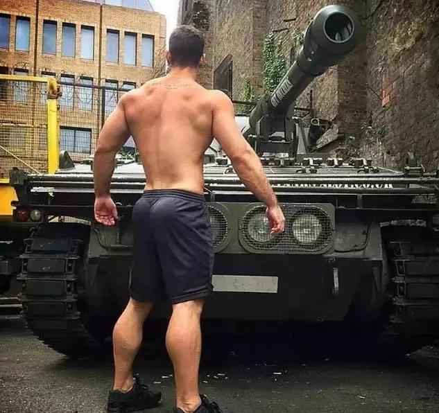 相学男人臀大代表什么,男生的6种臀型