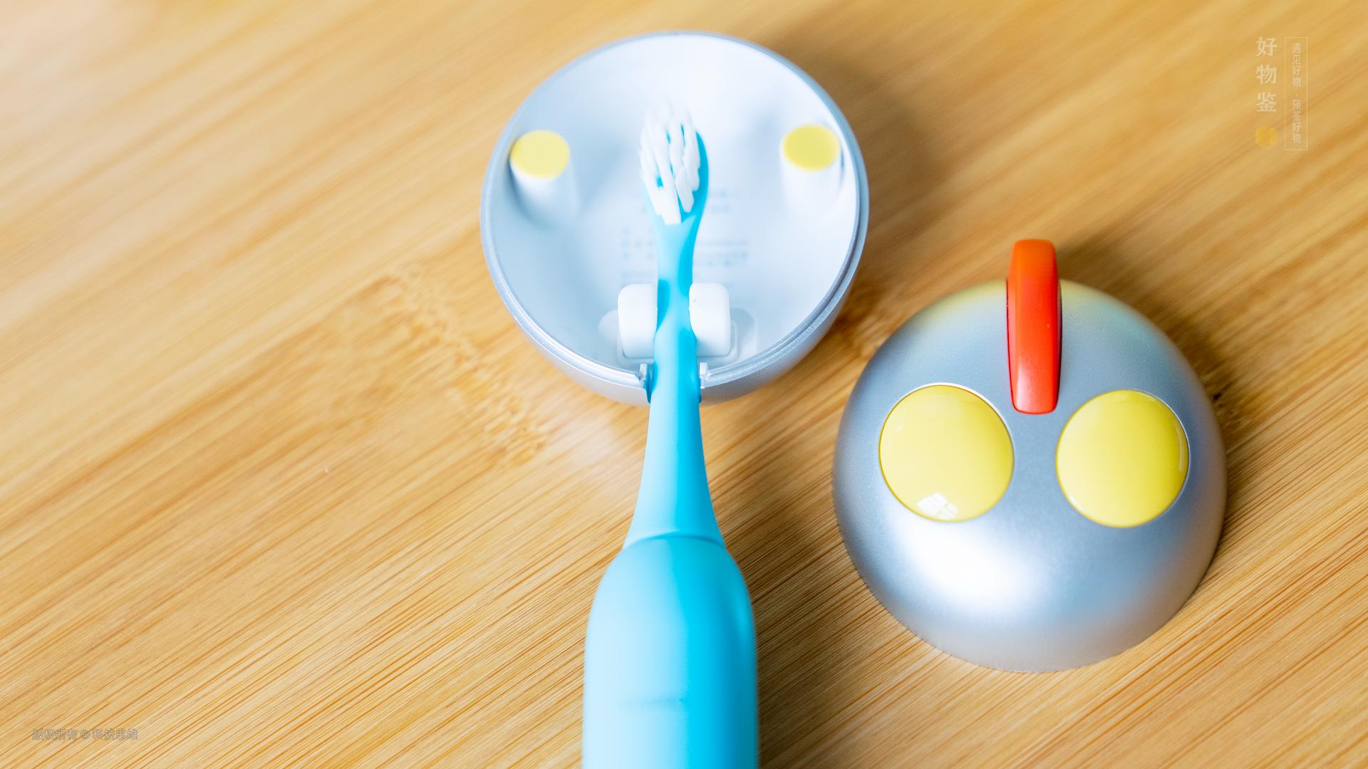 宝宝开始刷牙选择什么样的牙刷,给宝宝刷牙用哪种牙刷好