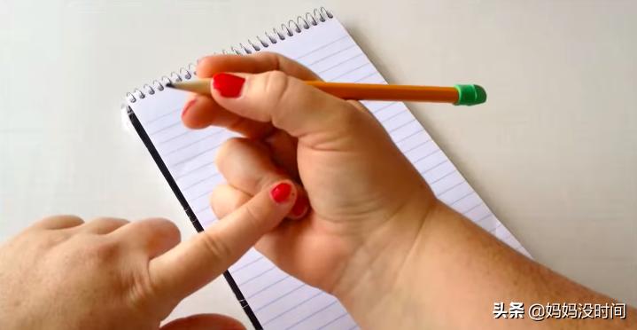 孩子写字不认真歪歪扭扭的怎么办,孩子写字不按笔画笔顺怎么办