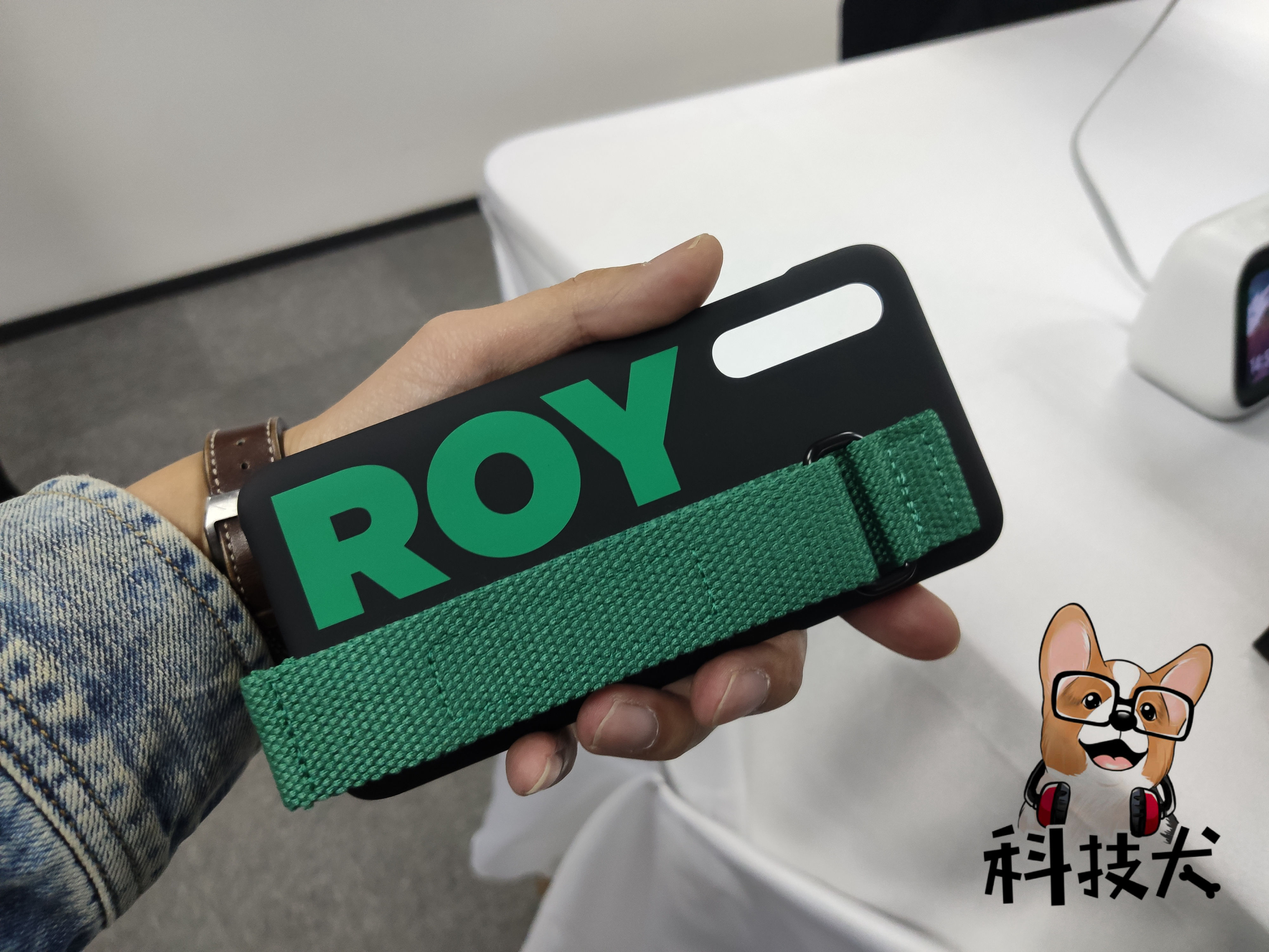 华为mate40主摄有没有光学防抖,华为mate40拍照防抖优于苹果