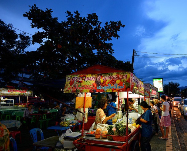 地摊货源最全面批发网站,1到10元地摊批发货源义乌小商品