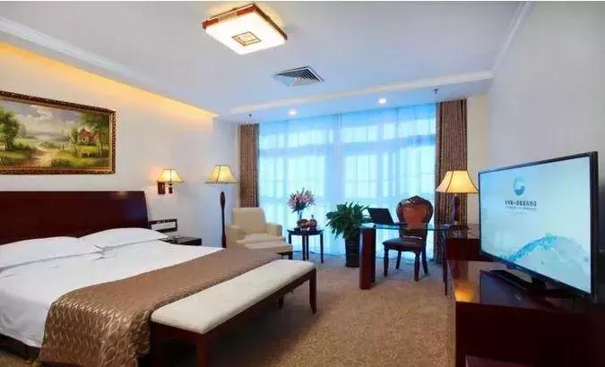 温泉山庄推荐享受惬意的温泉之旅,冬日暖阳泡温泉