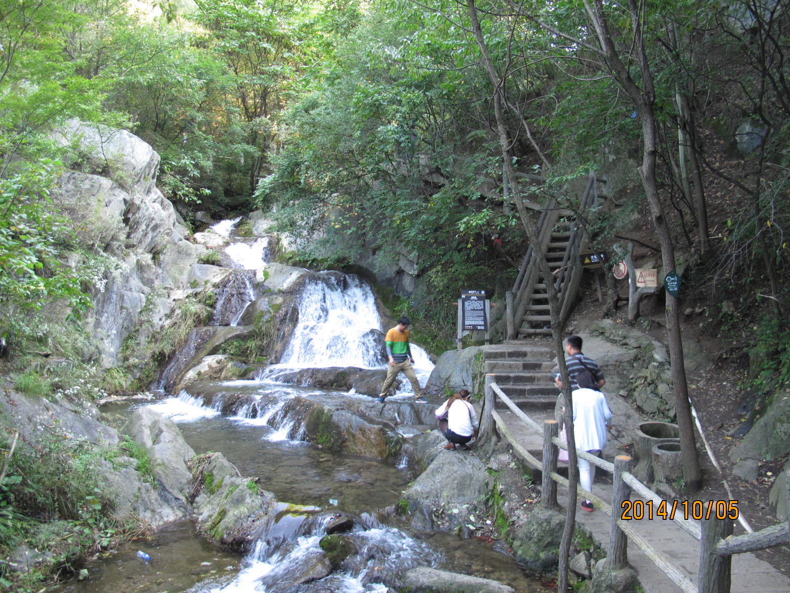 中国土家第一村云舍宾馆,重渡沟农家宾馆哪里最便宜