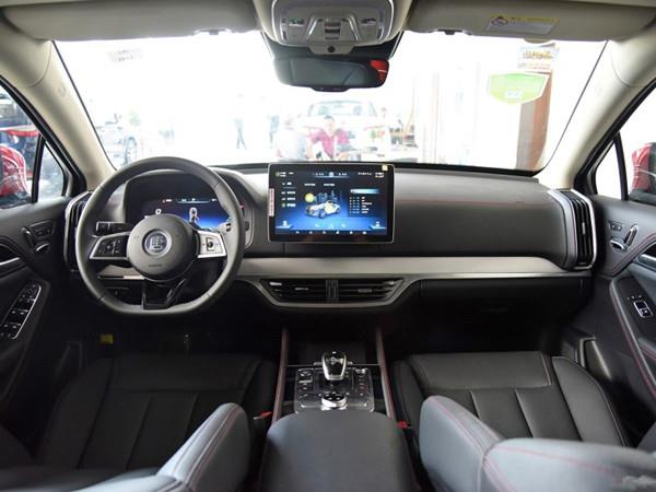 荣威ei6plus和比亚迪秦prodm对比,比亚迪秦和荣威ei6max哪个好