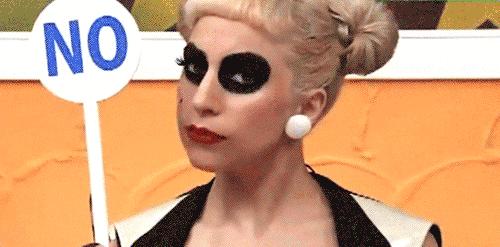 她19岁被性侵，抑郁崩溃。她说：理解痛苦，更能帮助别人