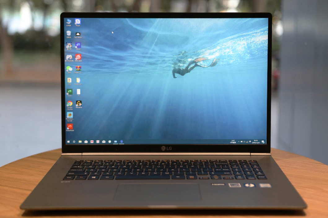 lggram172022款评测,lggram16寸和17寸哪个好