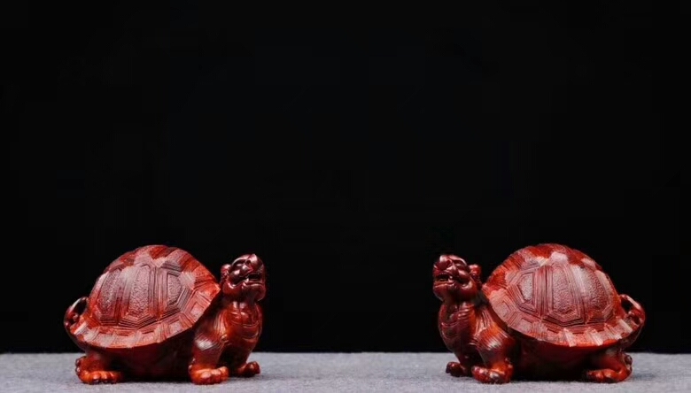 哪些木雕把件值得把玩,最简单的木雕小件