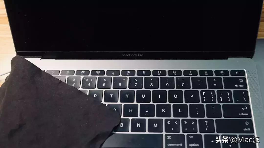 日常洗脸清洁手法教程,日常清洁面部手法教程