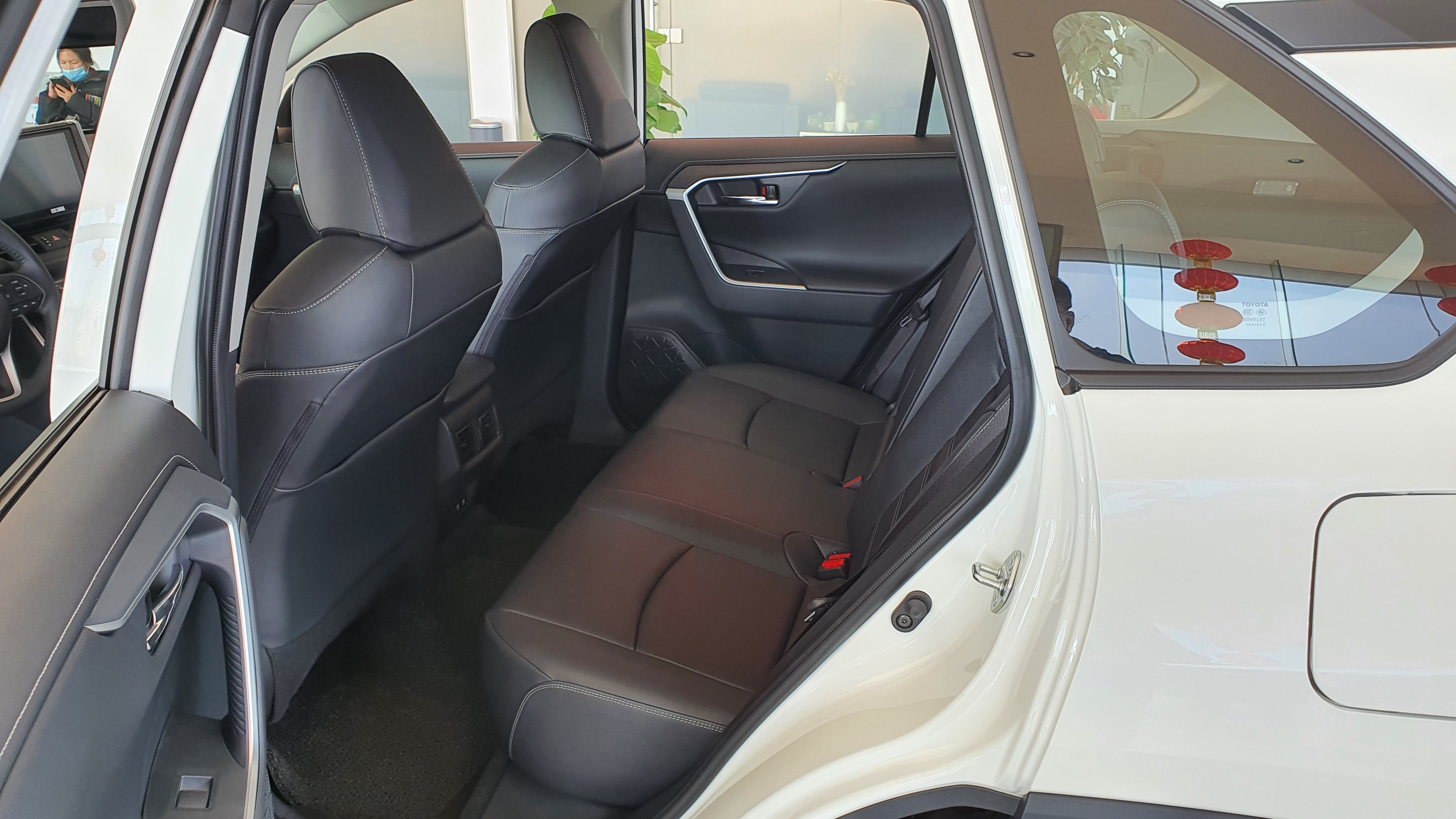 丰田荣放买什么配置性价比高,丰田荣放三大件怎么样