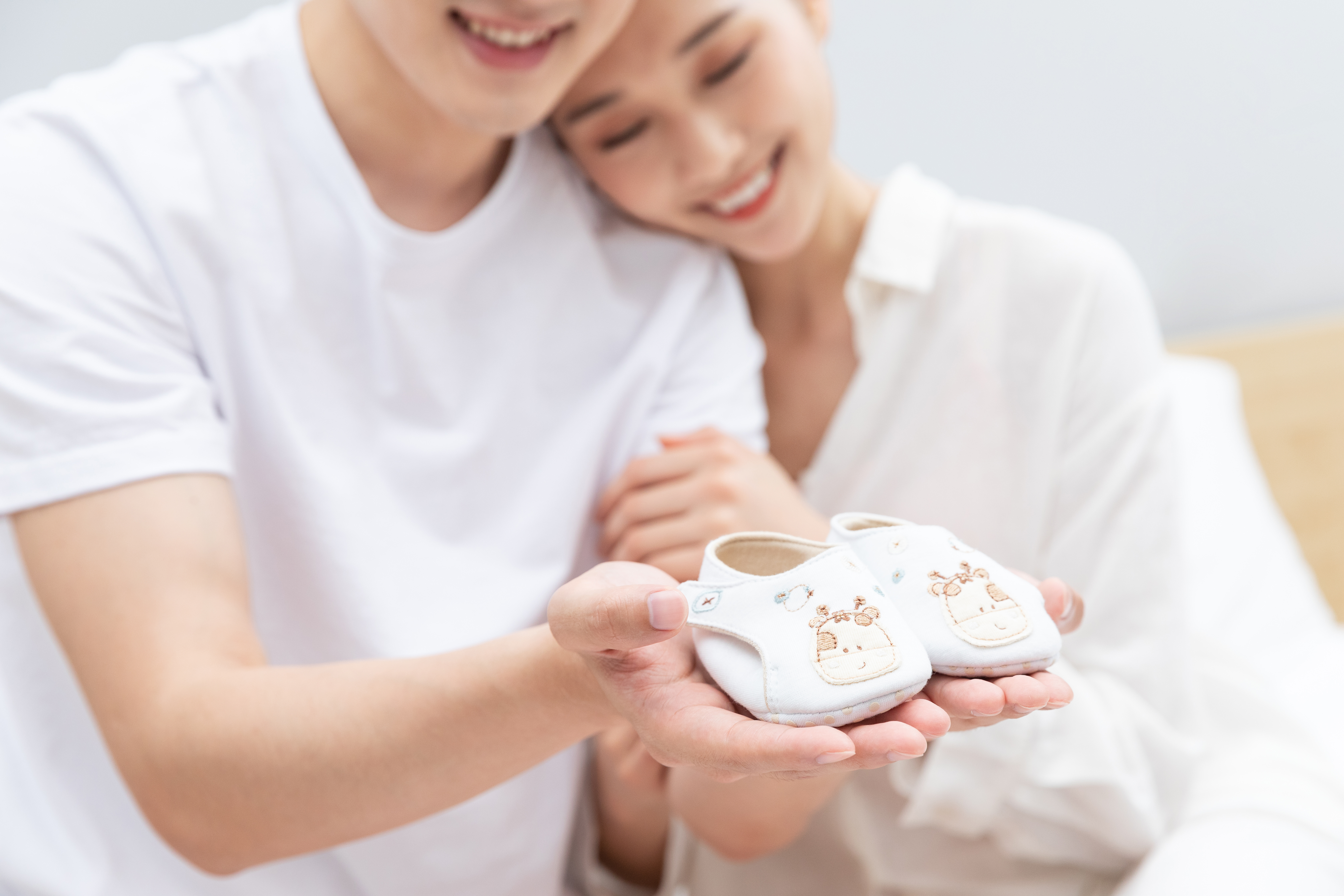 小月子7天还有血可以洗头洗澡吗,人工流产小月子20多天可以洗头吗