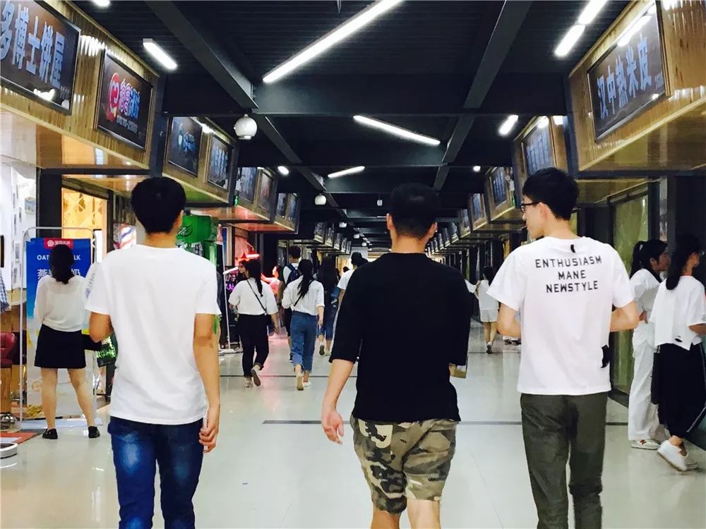 在培华，我4年胖了10斤！食堂是减肥路上最大的绊脚石