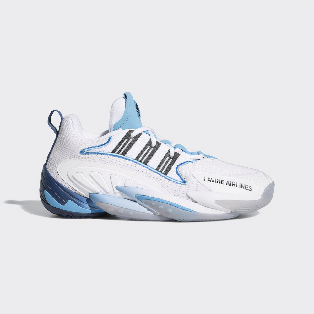 利拉德8新配色发布,利拉德8代适合扁平足吗