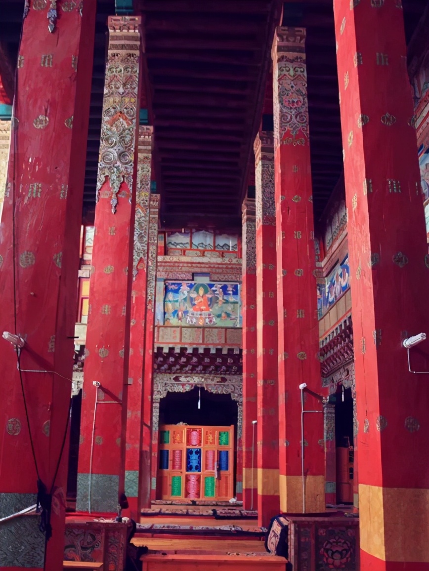 稻城亚丁一定要去的地方,去稻城亚丁感受身体与灵魂