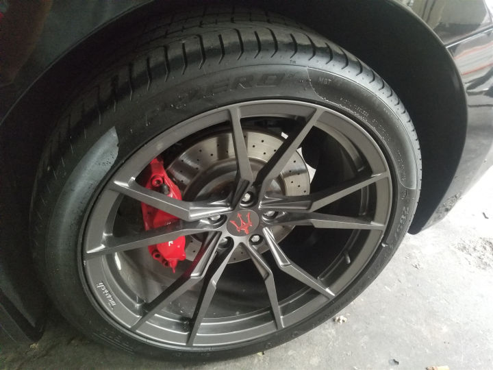 一周后的美女一手，73万的精品车况——整容院里的玛莎拉蒂GT