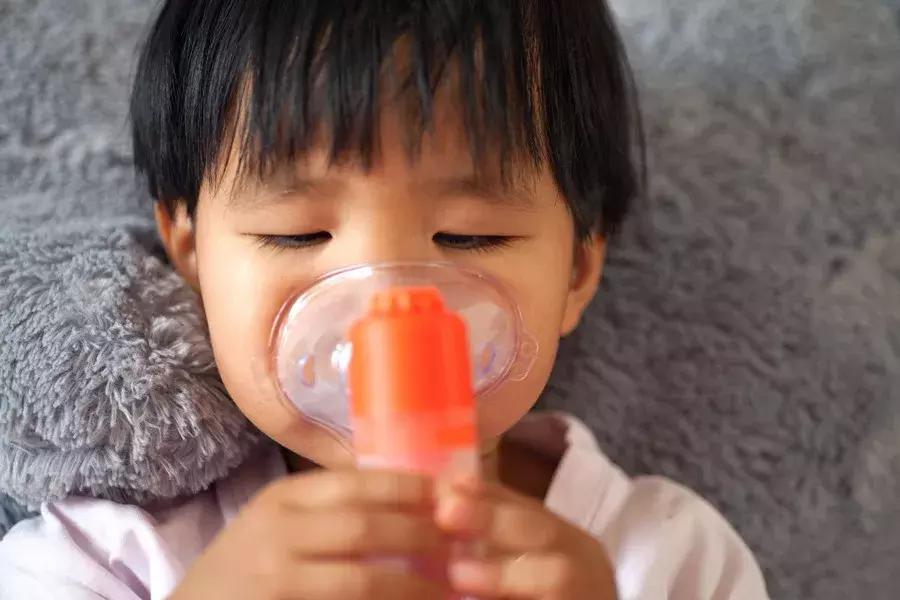 雾化对孩子的危害大吗怎么雾化,雾化比输液危害大不能治咳嗽