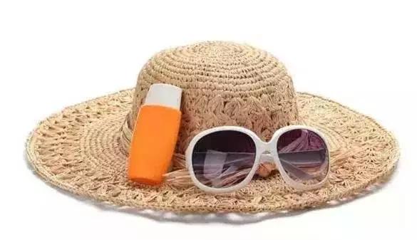 “熊猫眼”自救指南，这9款眼霜我要回购到停产！