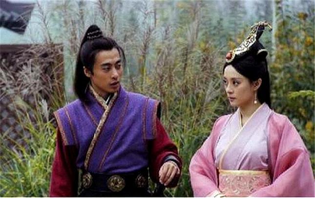 芈月传的向氏三个孩子结局,芈月传给向氏接生的是谁