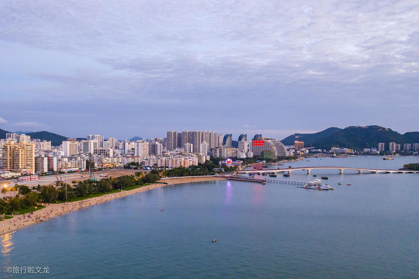 三亚的清晨和晚上,三亚的黄昏美不胜收