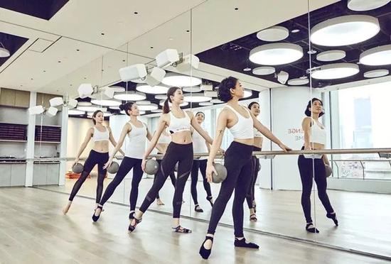 雷神和锤哥减肥,这个夏天和教练一起减脂塑形