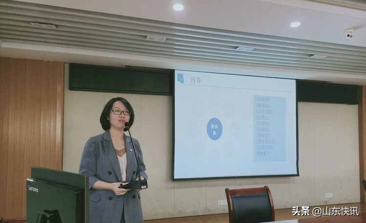 济南市“出彩讲堂”走进名辉豪庭社区