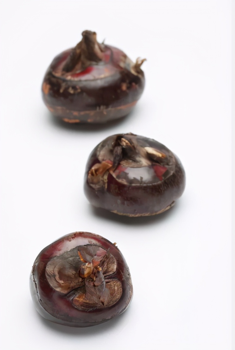 荸荠煮熟吃清火消积,滋阴清热和积食内热