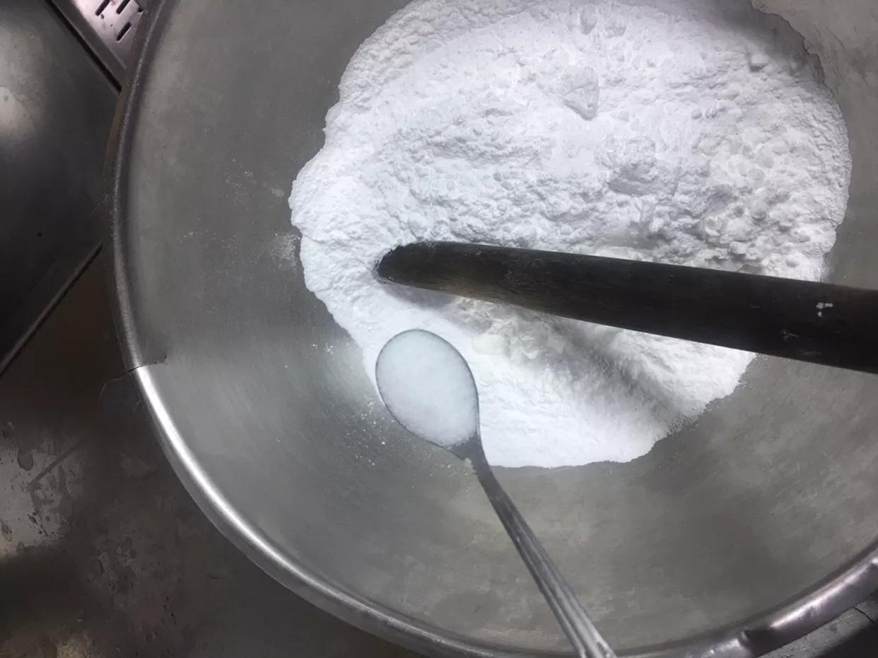 鲜虾韭菜鸡蛋蒸饺怎么调馅料好吃,菠菜胡萝卜鸡蛋木耳鲜虾馅蒸饺