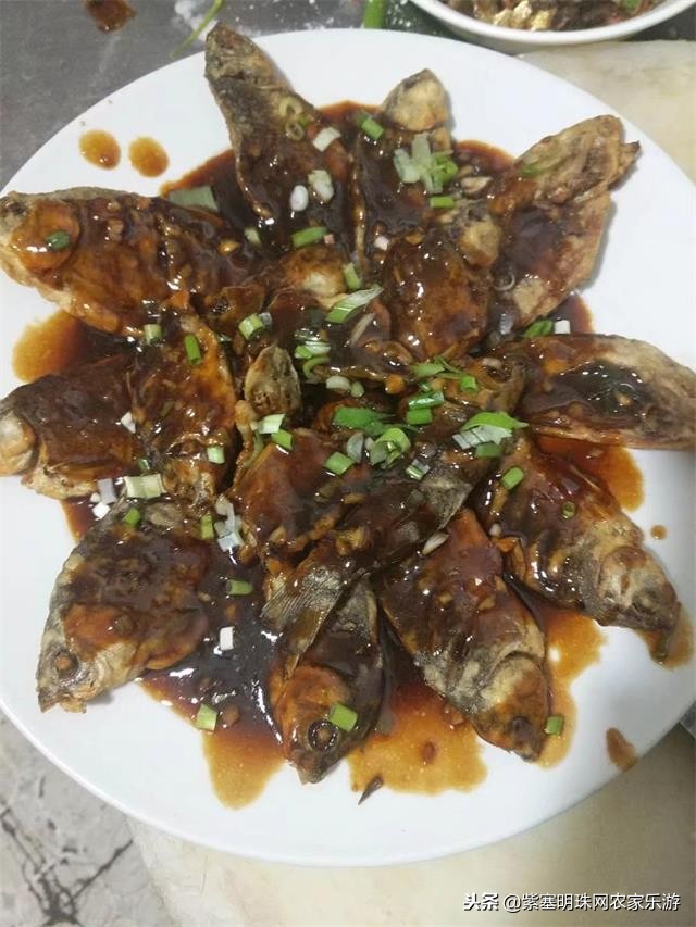 白河湾徐军虎农家院,白河湾徐春宝农家院