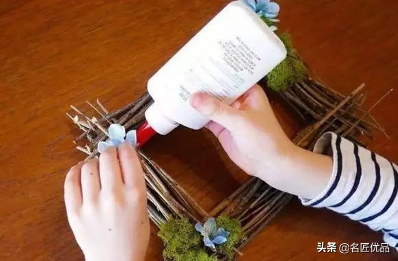 枯木再逢春老树发新芽,枯木再次逢春