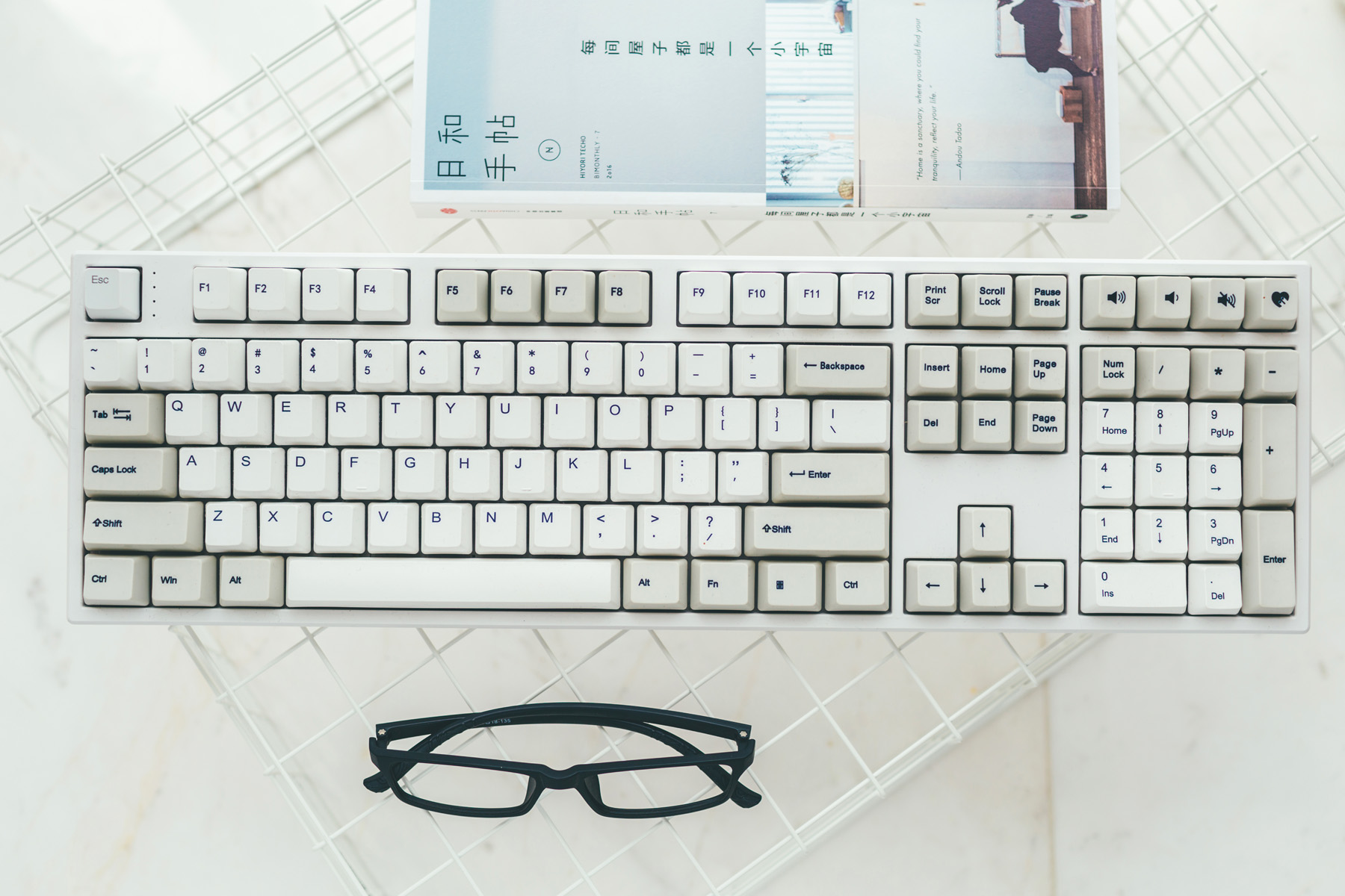 键帽推荐高颜值搭配透明键盘,机械键盘键帽推荐大全套