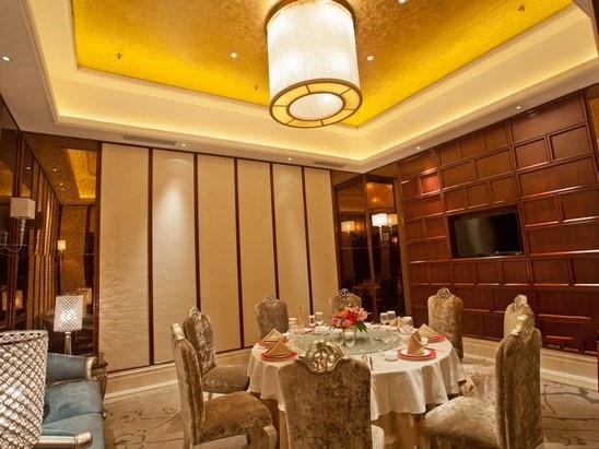 辽阳碧湖温泉度假村怎么样,太美了世界级风景