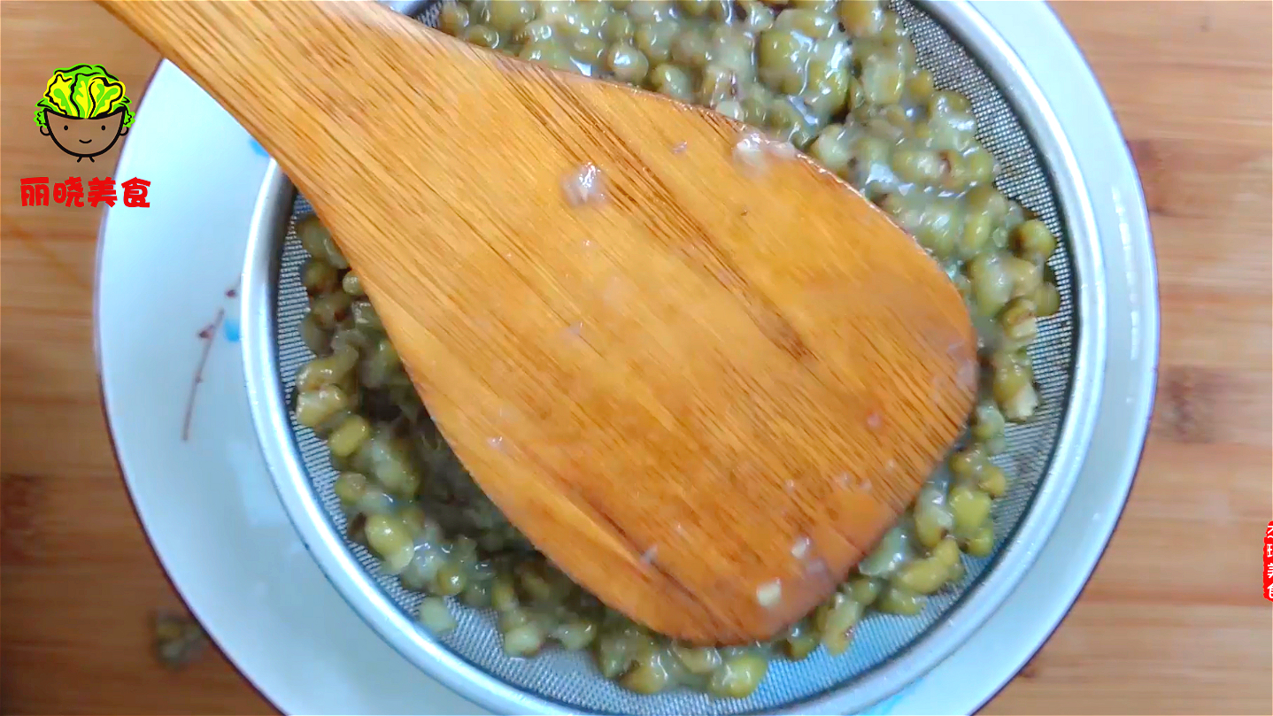 绿豆沙馅的正确做法,绿豆沙馅和糯米粉可以做什么吃