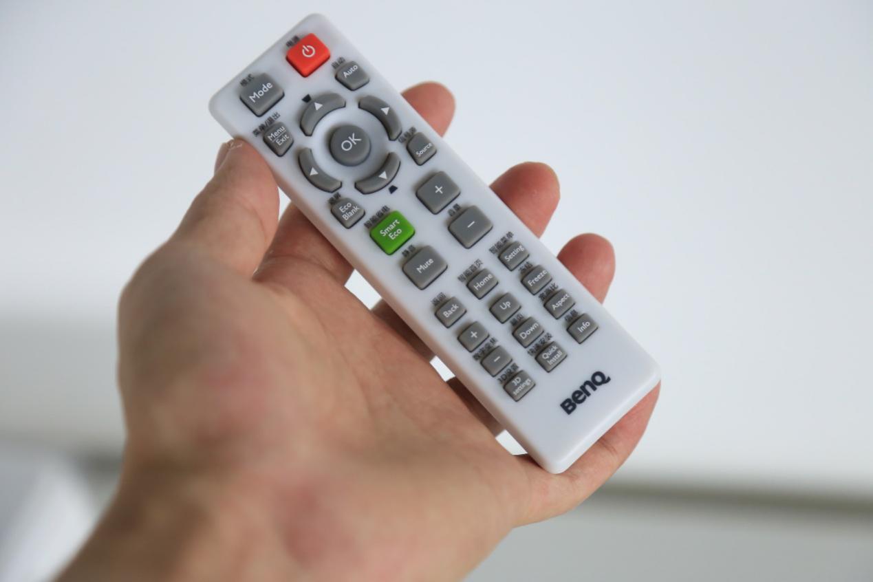 明基e500怎么连接电脑投屏,明基e500s可以入手家用吗