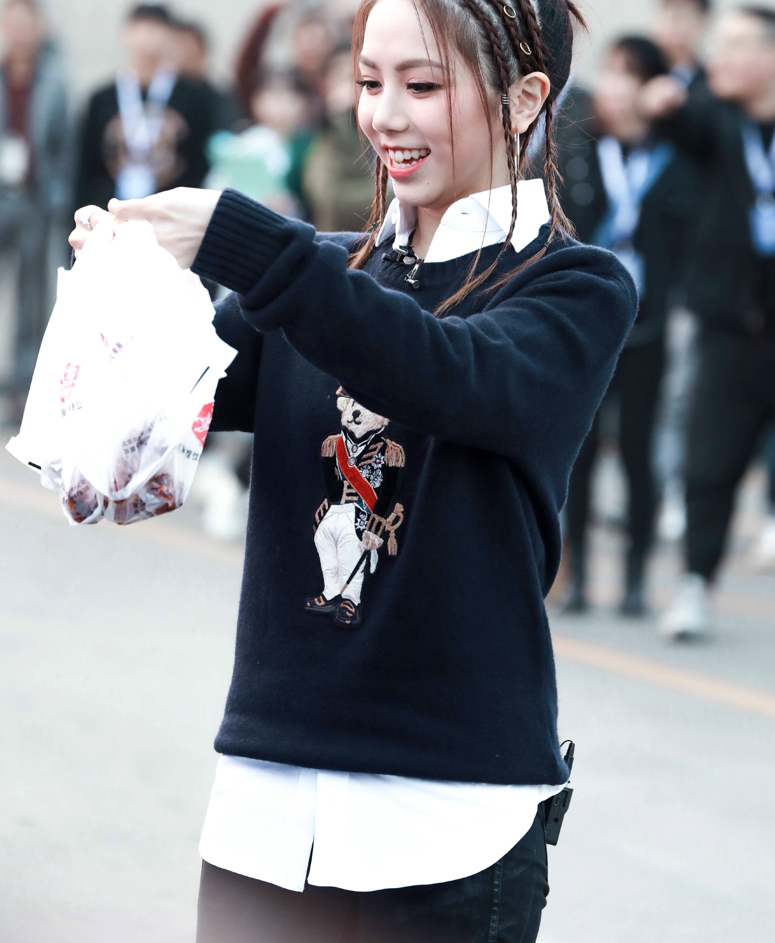 宋佳业余,王源和大厂男孩回忆过往,毛不易的平凡,邓紫棋变代购