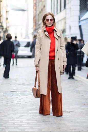 林允儿街拍黑色长靴,林允儿机场霸气走路