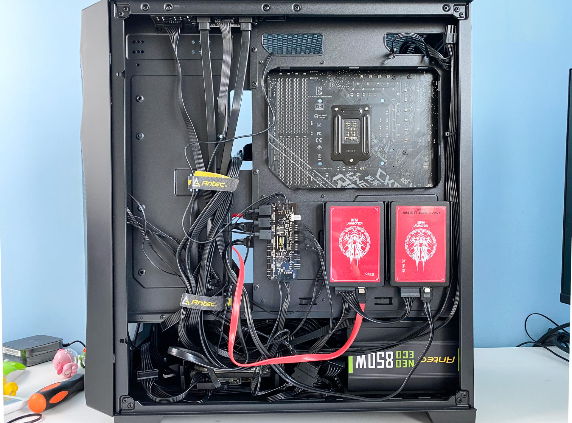 夏天高温电脑机箱如何散热,极寒天气电脑散热