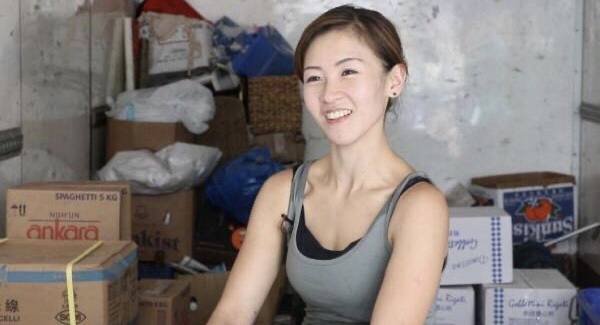 香港美女搬运工现在怎样,香港美女当搬运工