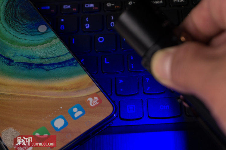 没有硝烟的消杀战疫,FenixLD32UVC手电