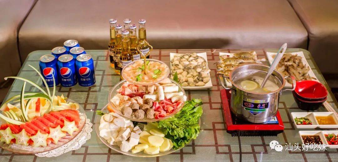 shou家自带食材的火锅店，开在KTV里，人均10+元