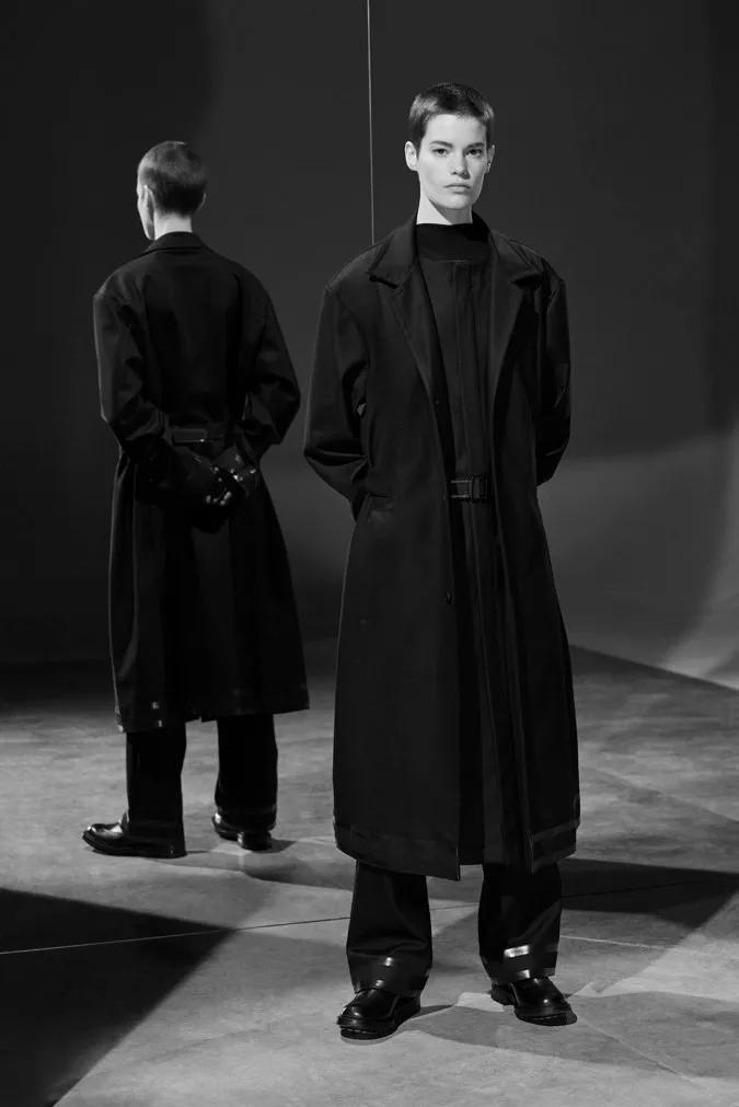 除了风衣三杰，英产风衣的美妙，它也能告诉你