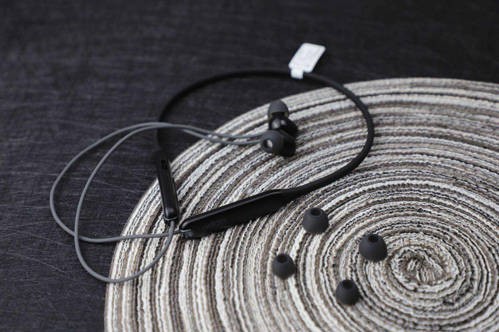 追剧用这几款无线耳机比较好：佩戴舒适还不够，好音质才是关键