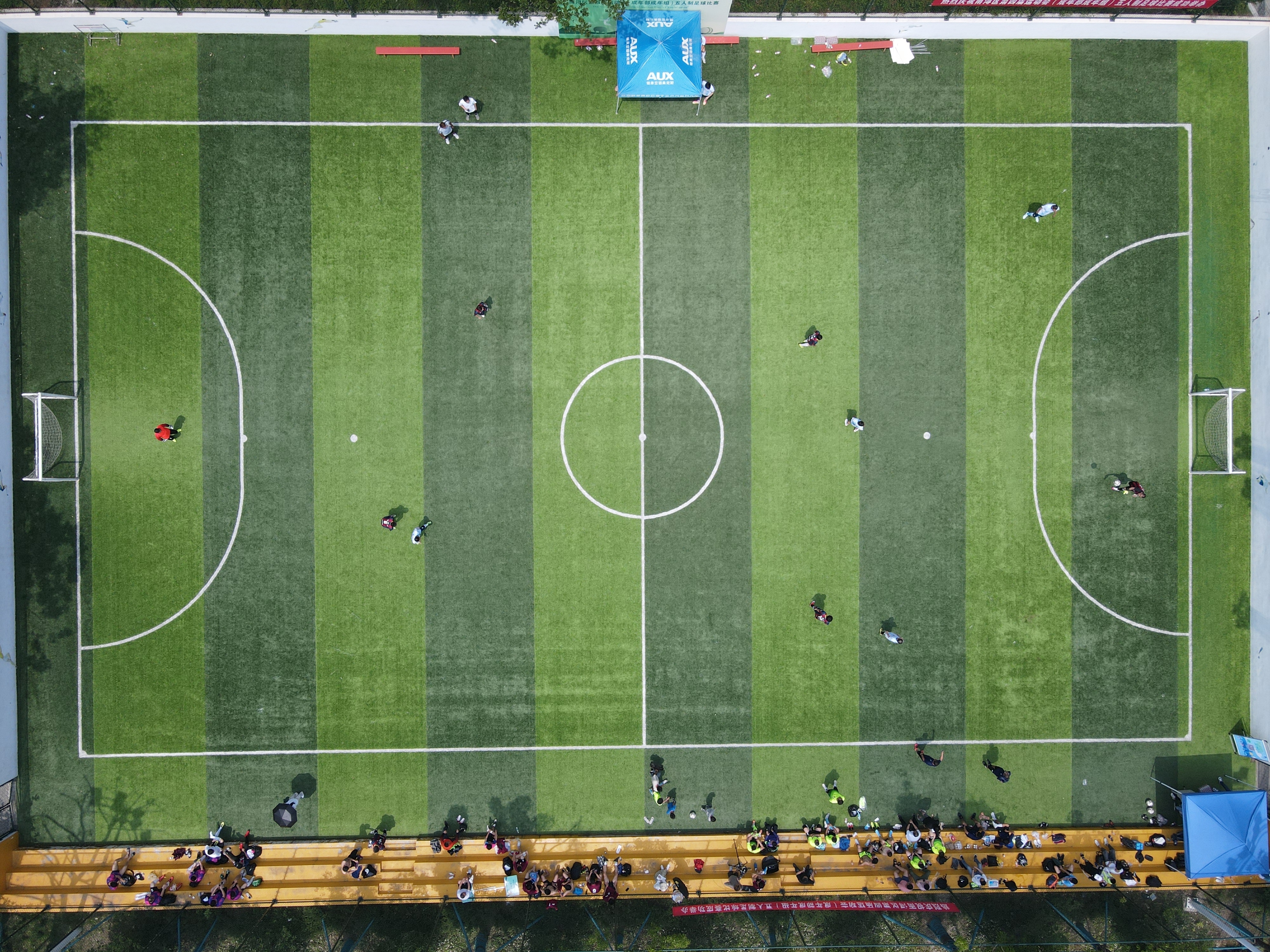 球场速度与激情时刻,足球的速度与激情