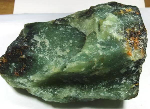 岫岩玉读音,岫岩玉价格