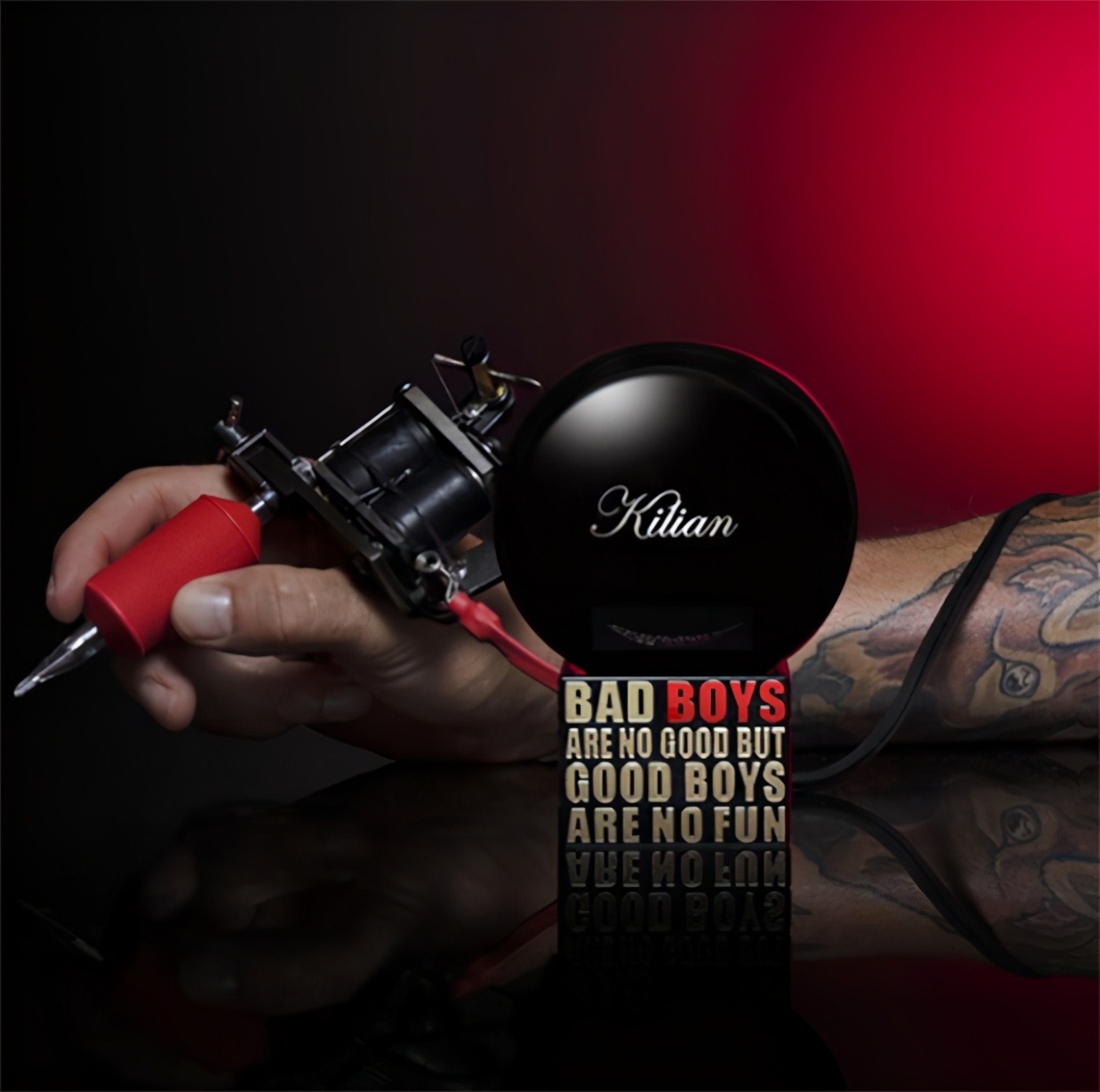 那些惊艳你的香水文案,有什么香水文案惊艳到你