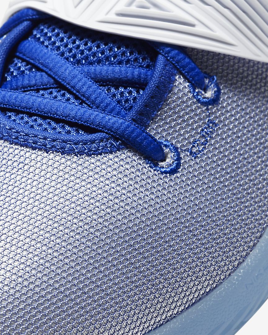 欧文nikekyrieflytrap有没有气垫,欧文nikekyrieflytrap3白彩虹