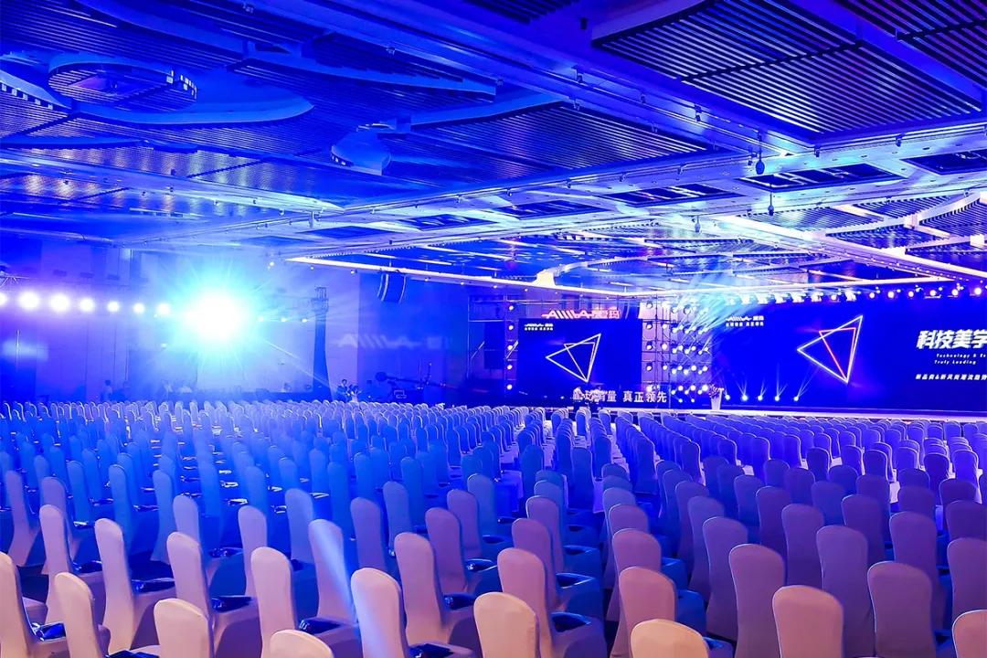 爱玛锂电池电动车2023新款,爱玛锂电车续航60公里