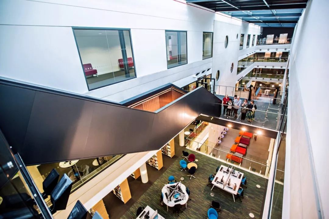 公立丨南埃塞克斯学院