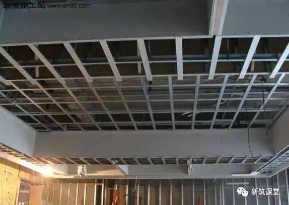 轻钢龙骨石膏板造型吊顶施工视频,石膏板天花吊顶施工全过程