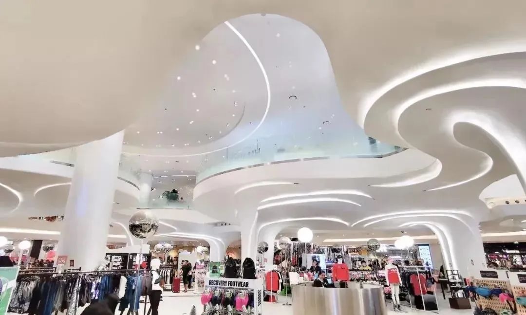 泰国大型购物中心各楼层布局,泰国的购物中心设计