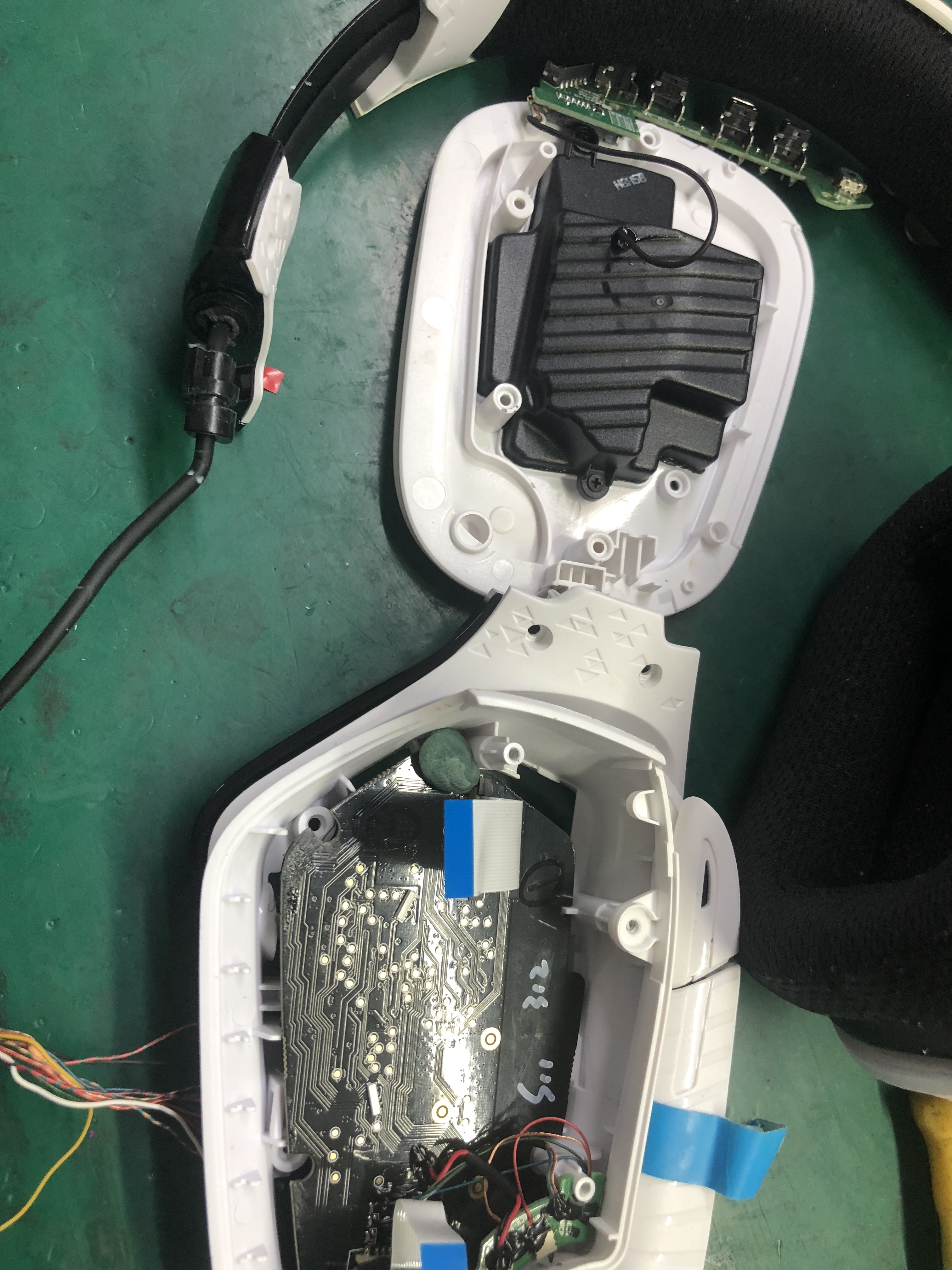 罗技无线耳机g933维修,hyperxcloud2和罗技g933