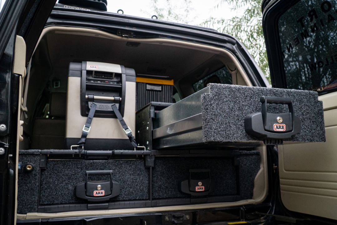 途乐y60隐藏绞盘,途乐y61隐藏的功能